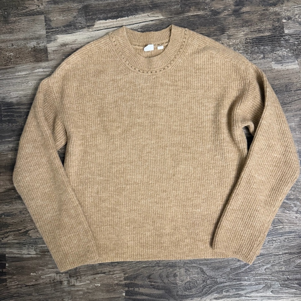 Gap Women’s Tan Ribbed Crew Neck Cozy Sweater Size S